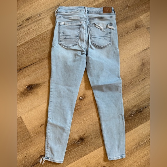 American Eagle Soft Knit Distressed Jegging, Size 4 Short - Picture 2 of 4
